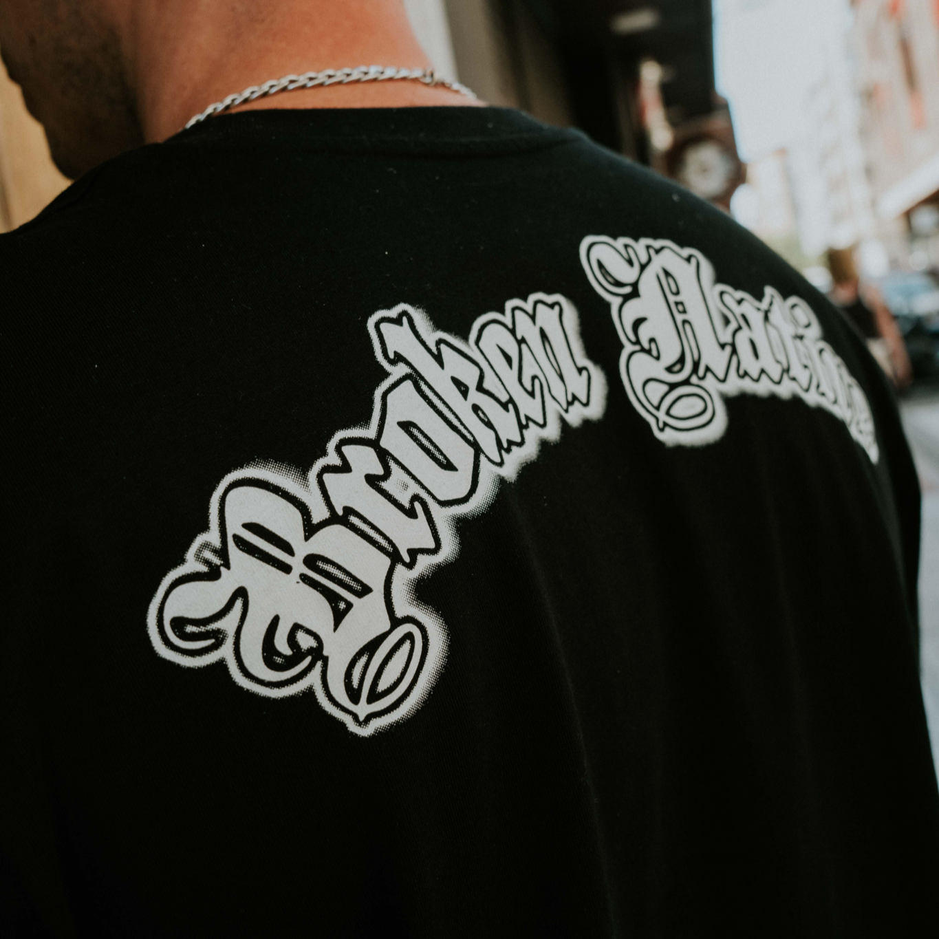 Camiseta "Broken Native"